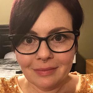 Meet your Posher, Leah